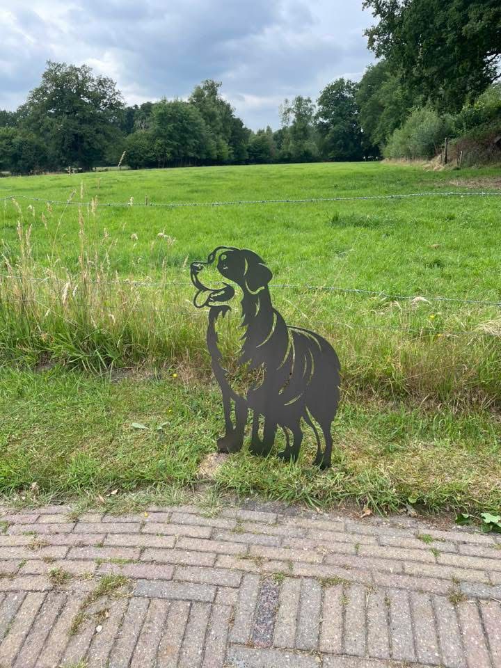 The Bernese Mountain Dog - Lifelike